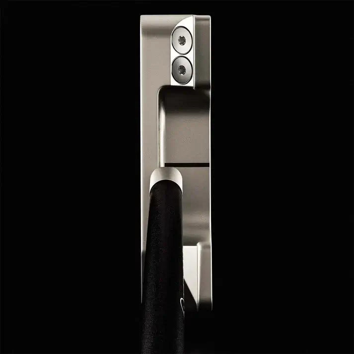 Close-up view of L.A.B. OZ.1 LINK.1 Stock Putter showcasing its sleek design and craftsmanship.