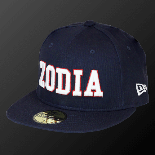 Zodia × NEW ERA 59FIFTY flat visor cap in navy with embroidered logo, classic style for any occasion.