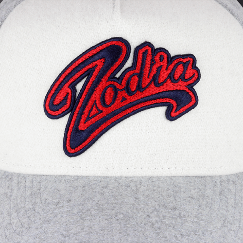 Zodia × NEW ERA wool cap featuring a gray and white design with red embroidered logo, perfect for autumn and winter.